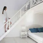 El Greco & Hotel Fira (Santorini)