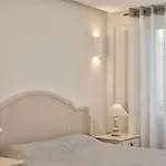 El Greco & Hotel Fira (Santorini)